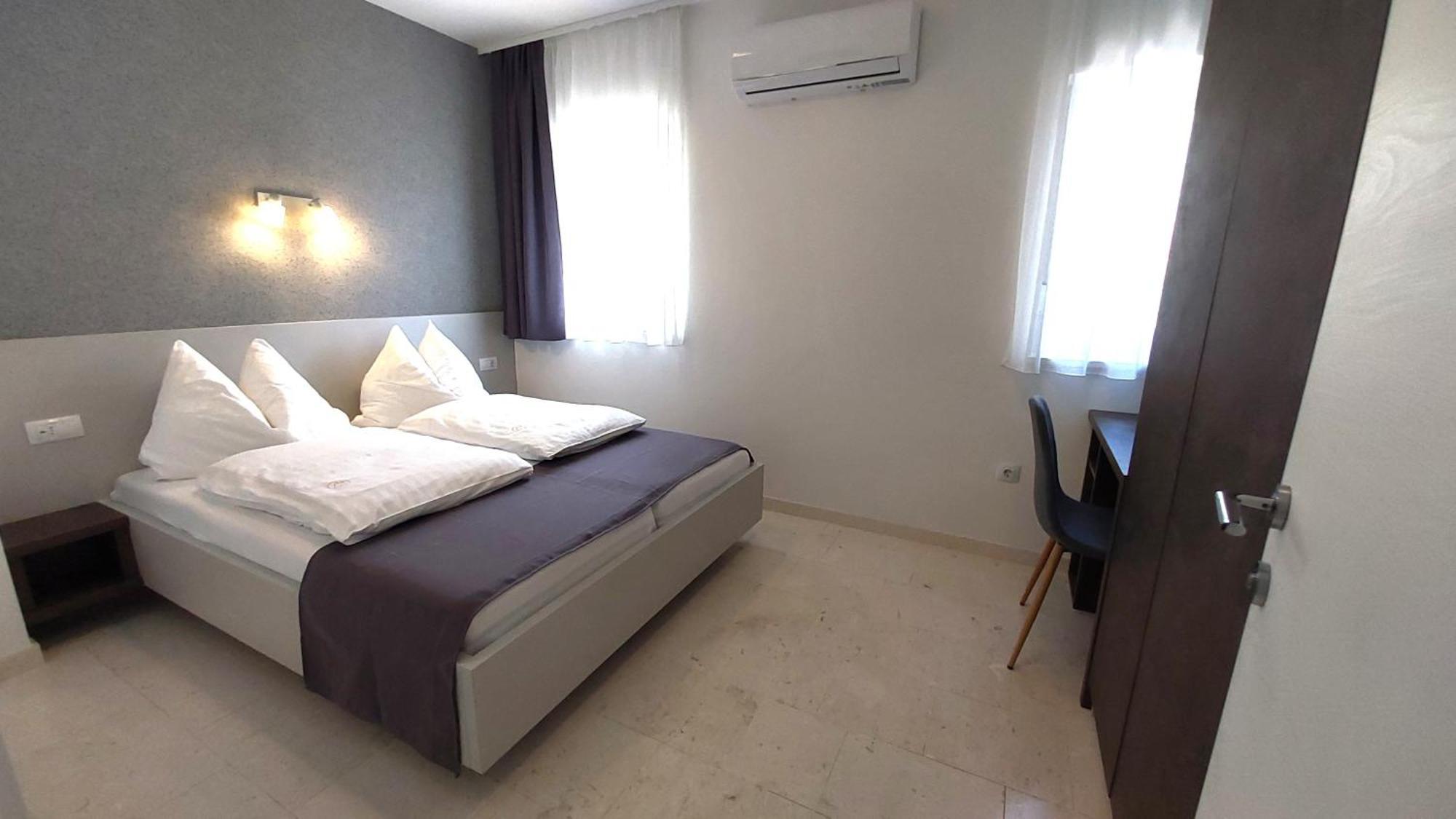 Paganor Apartments Пула Екстериор снимка