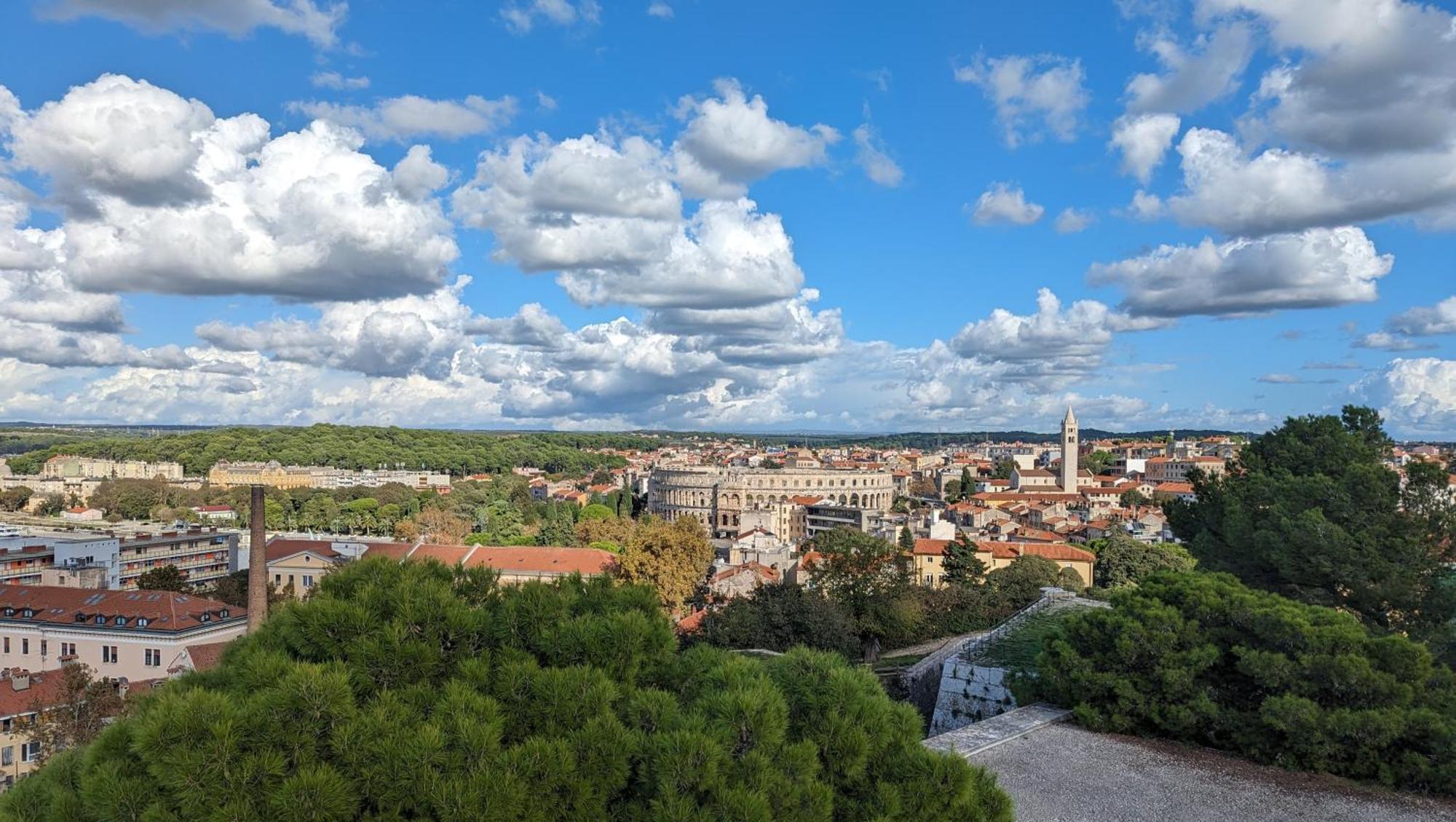 Paganor Apartments Пула Екстериор снимка